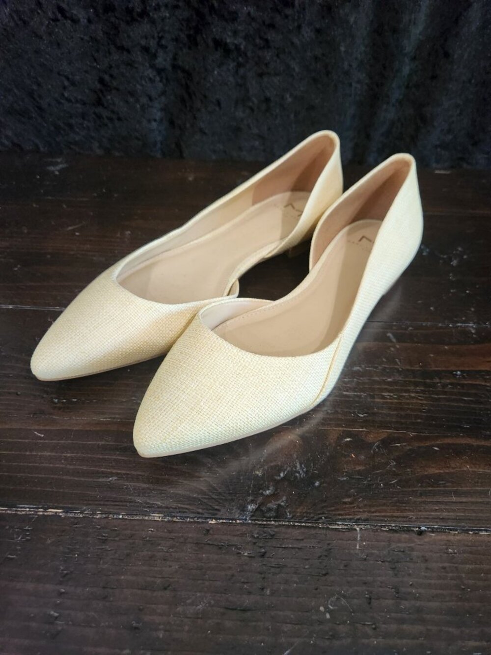 Marc Fisher LTD Sunny Half d'Orsay Pointed Toe Ballet Flats Light Natural 7M